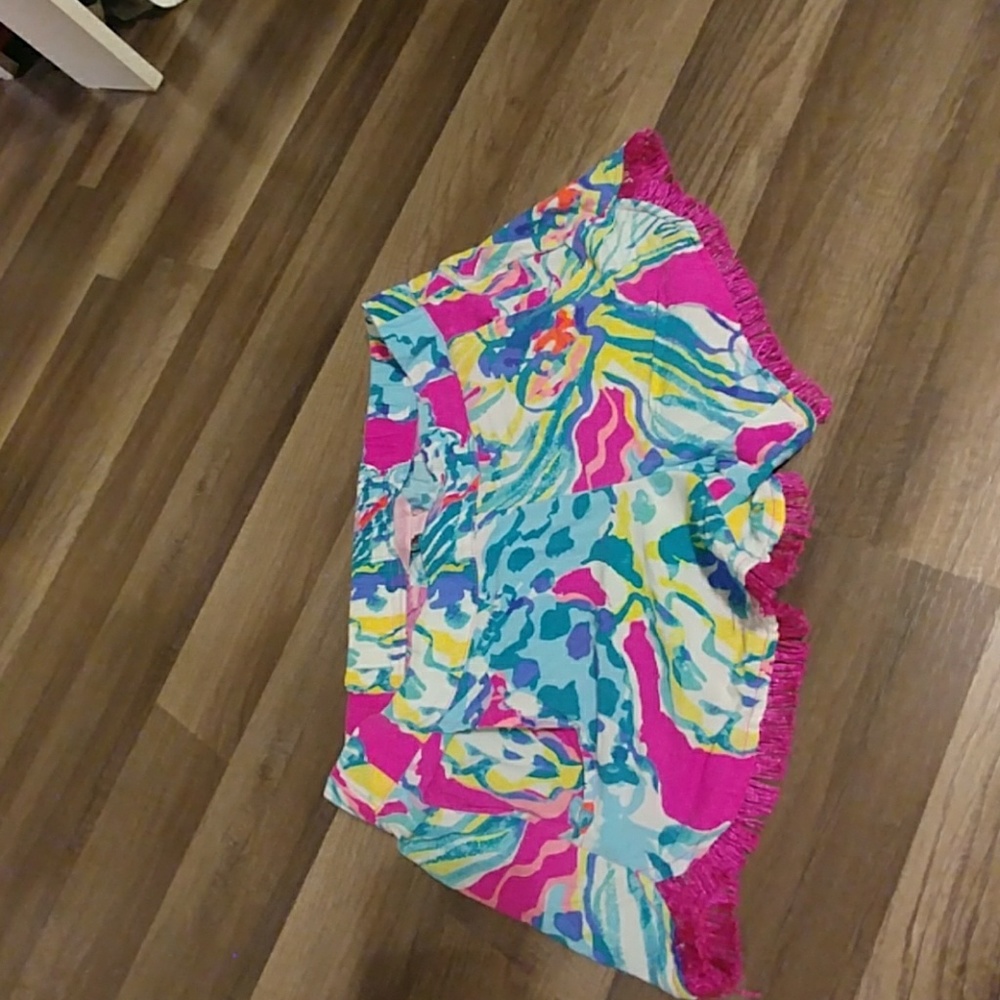 Lilly beach shorts with tassel bottoms